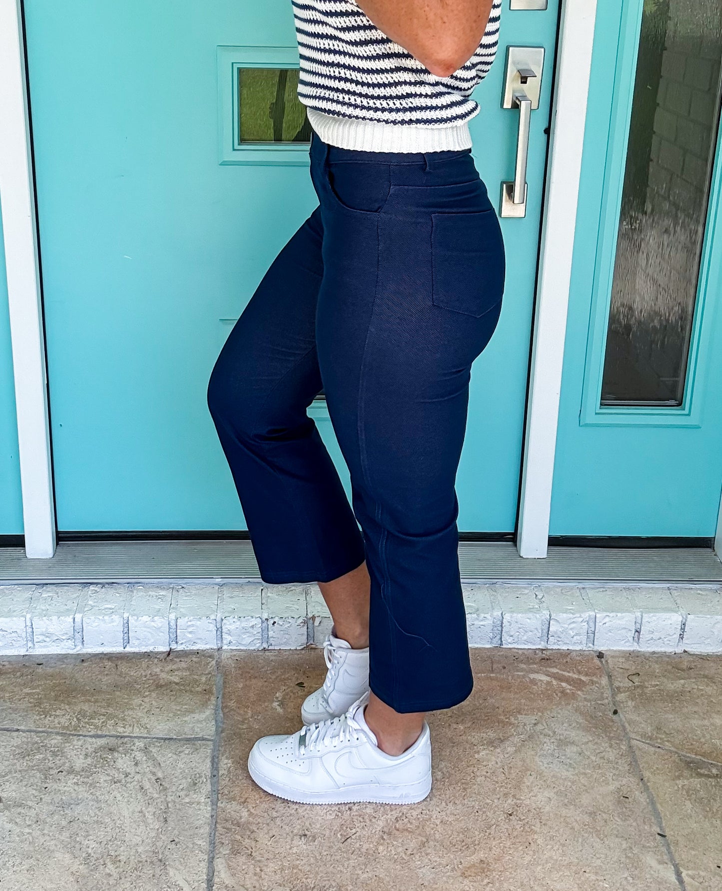Straight & Stretchy Cropped Pants