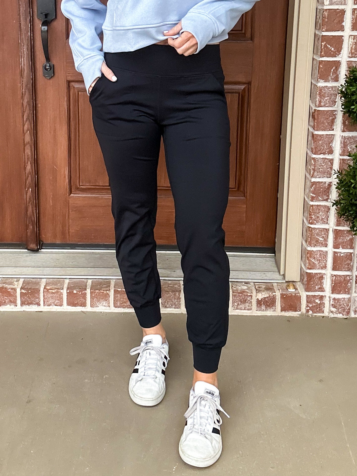 Micro Fleece Joggers *Twenty 17 brand