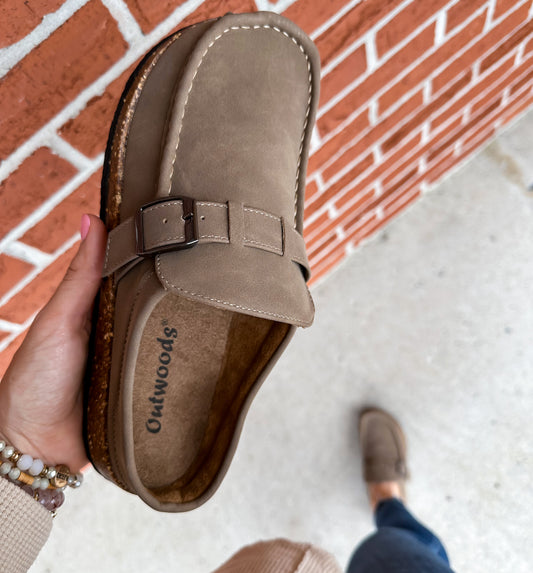 Resse Slip On Shoes -- Tan