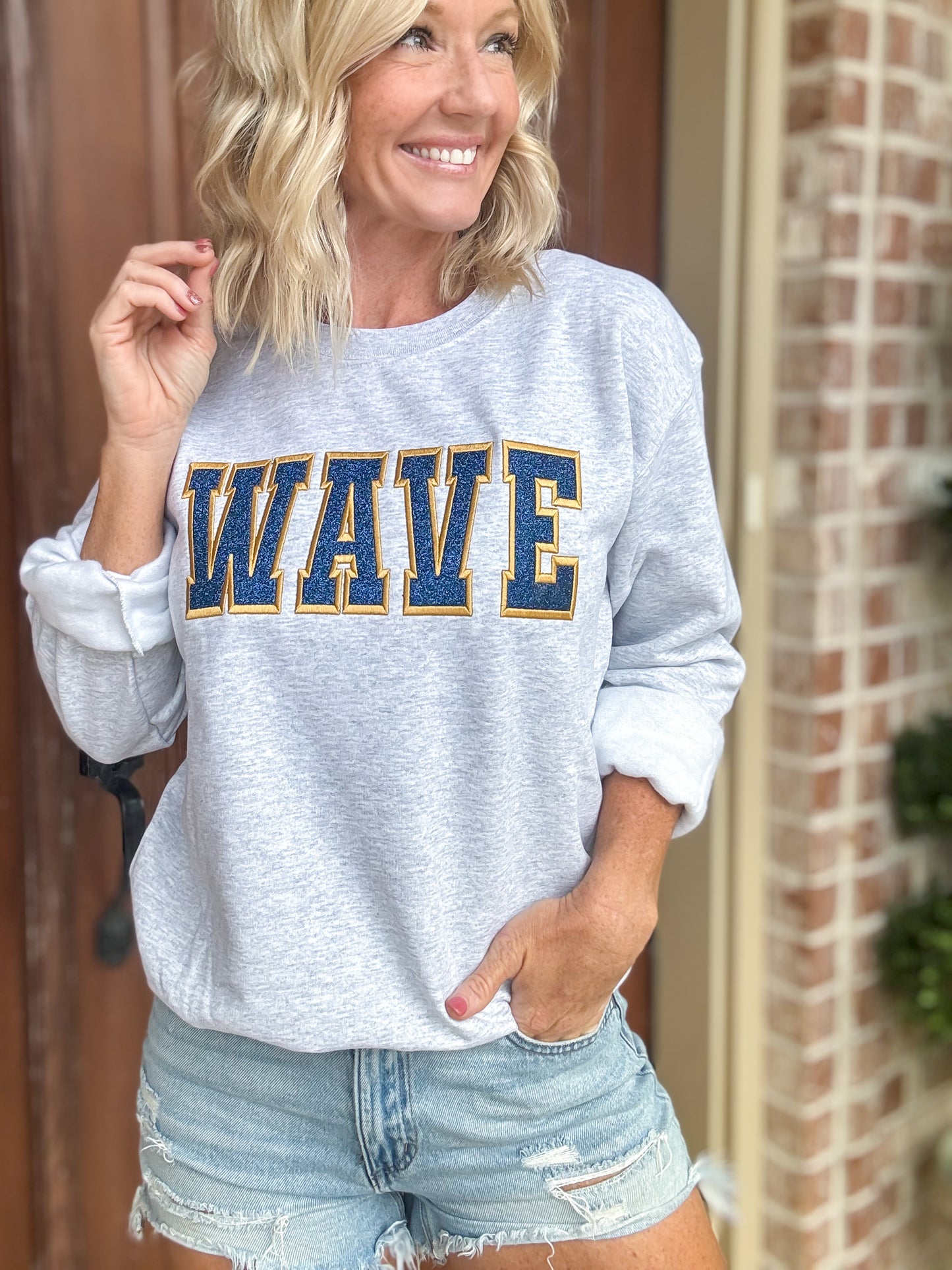 Wave Glitter Embroidered Sweatshirt