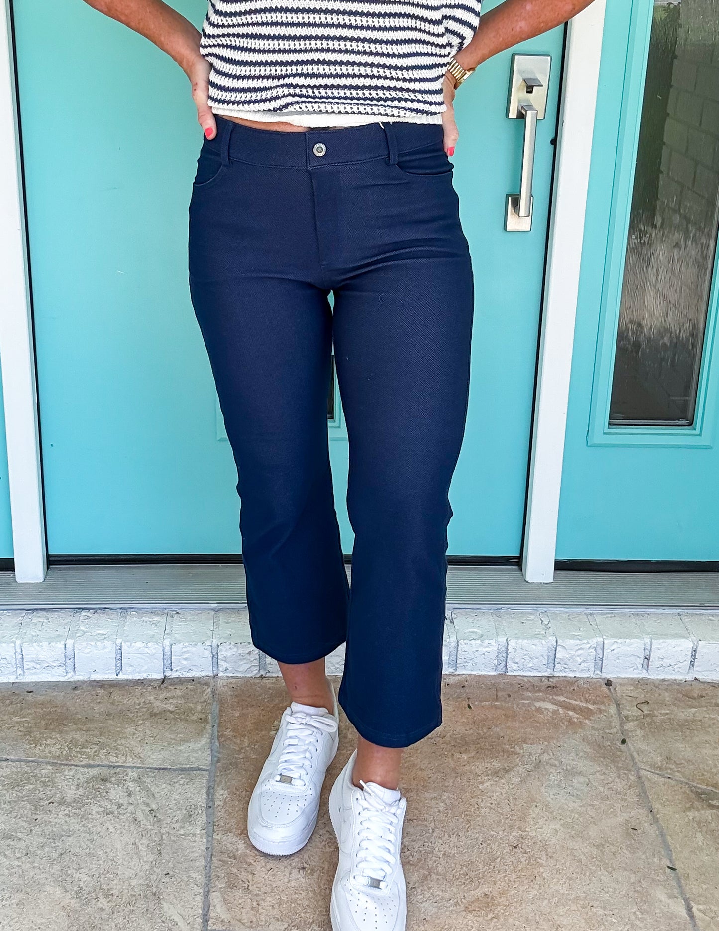 Straight & Stretchy Cropped Pants