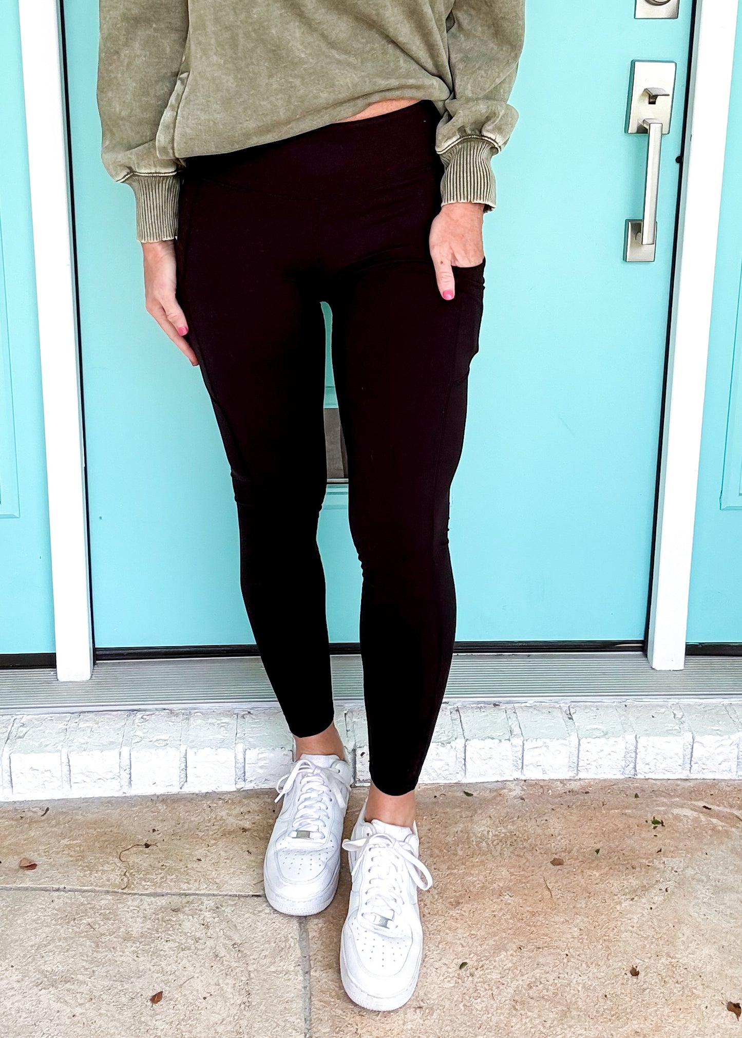 Black Butter Leggings w/ Pockets