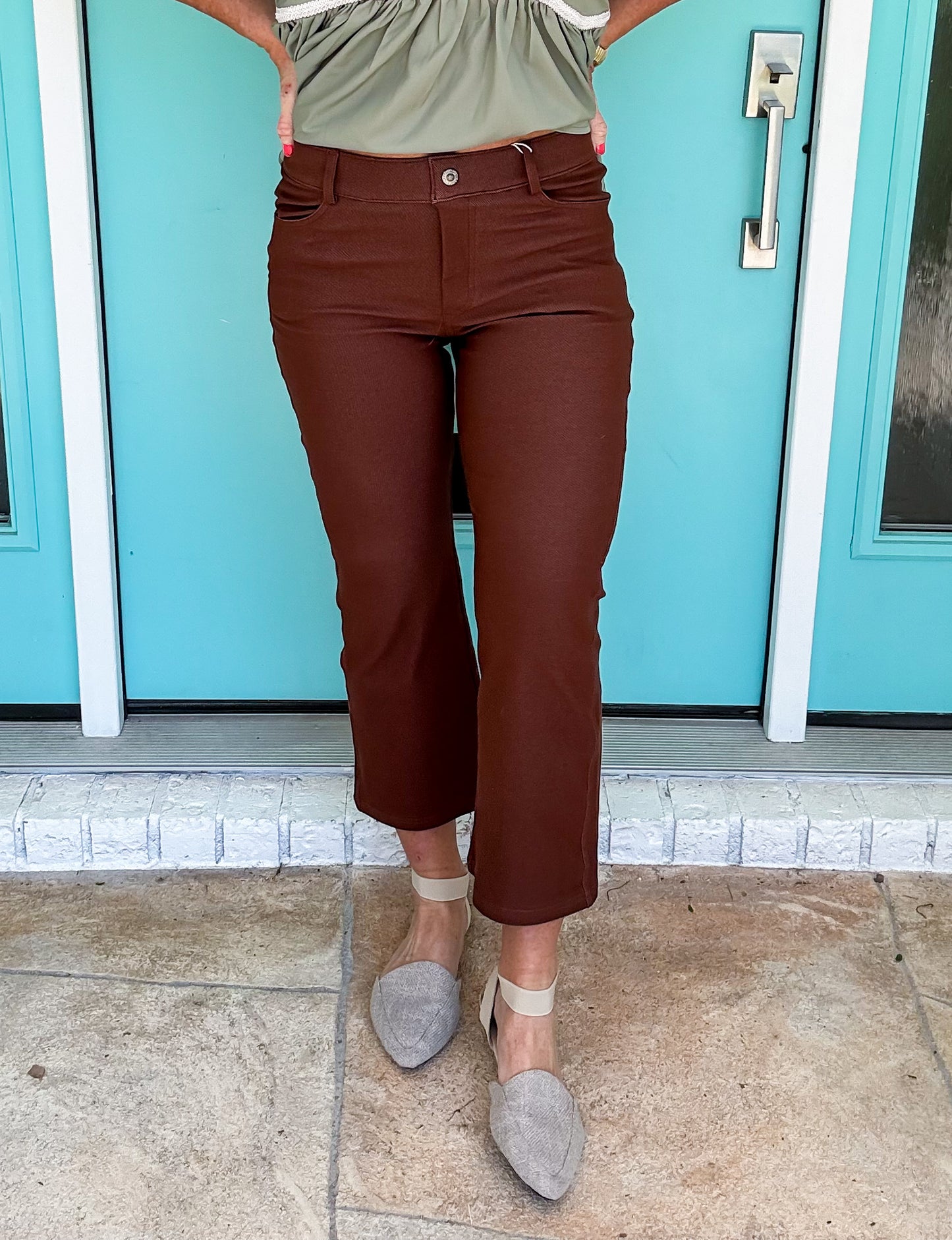 Straight & Stretchy Cropped Pants