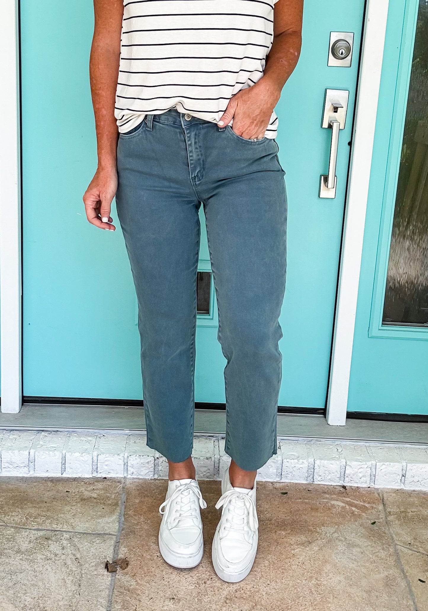 Stretch Straight Crops -- FALL