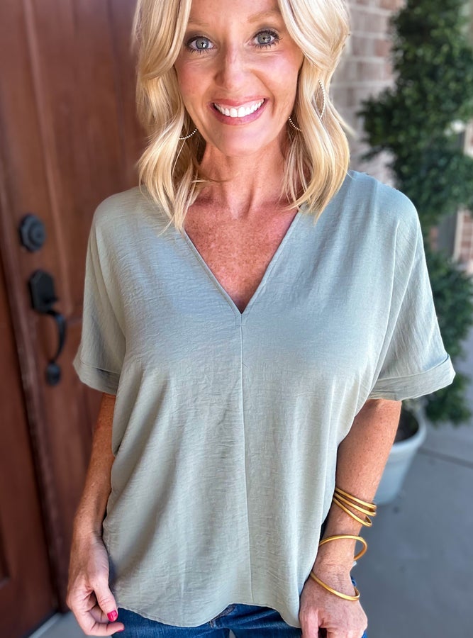 Sawyer Solid V-Neck Boxy Top