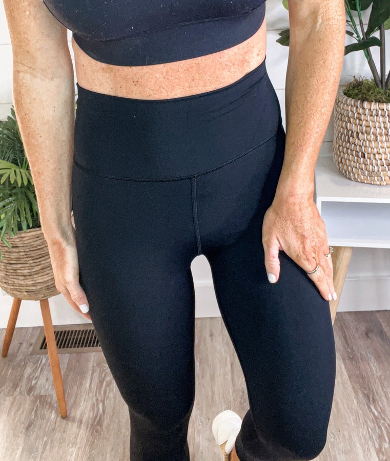 Ultra Highwaist Tummy Control SIGNATURE Leggings *Twenty 17 brand*