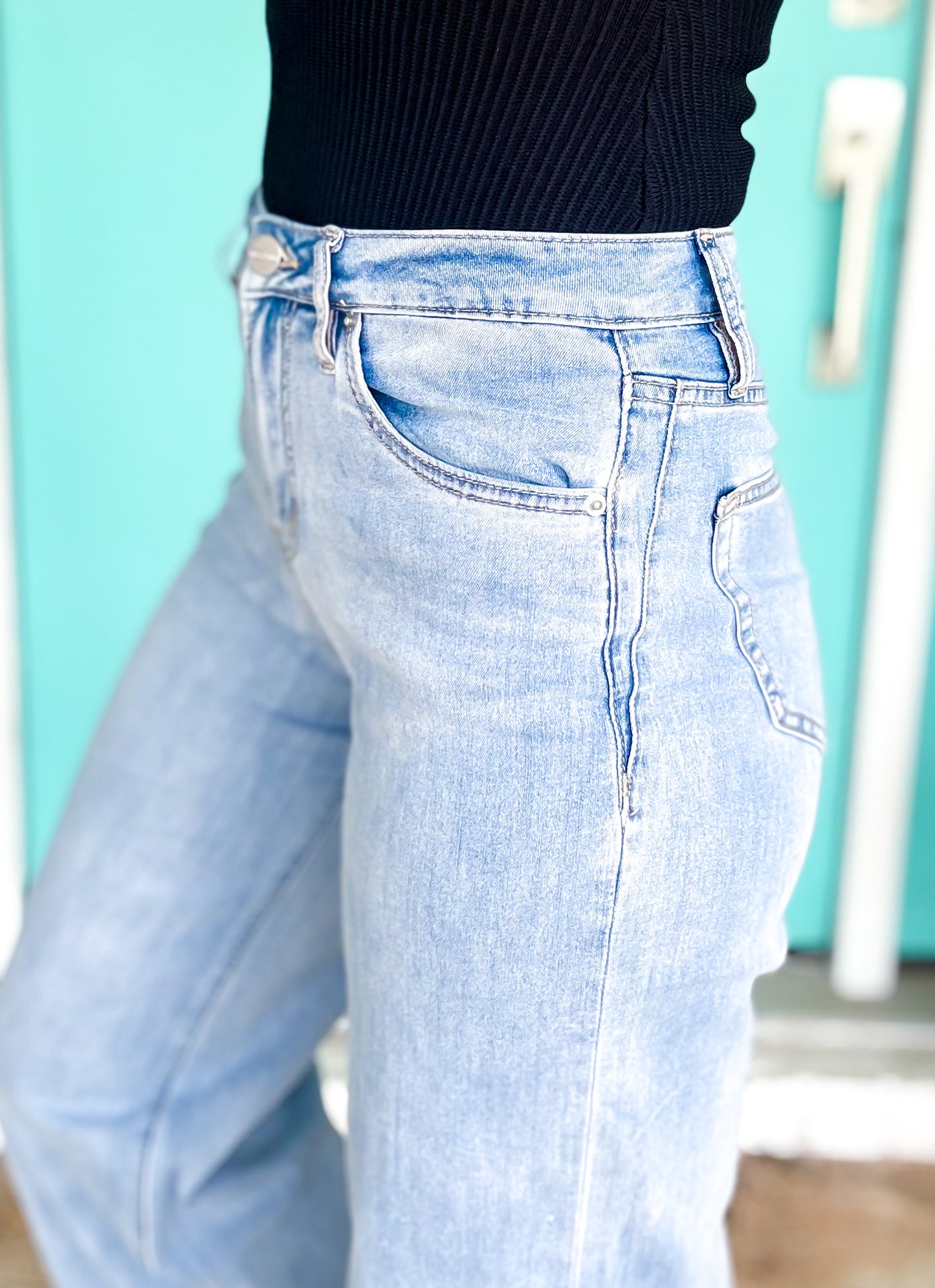 Bare Edge Light Wash Jeans