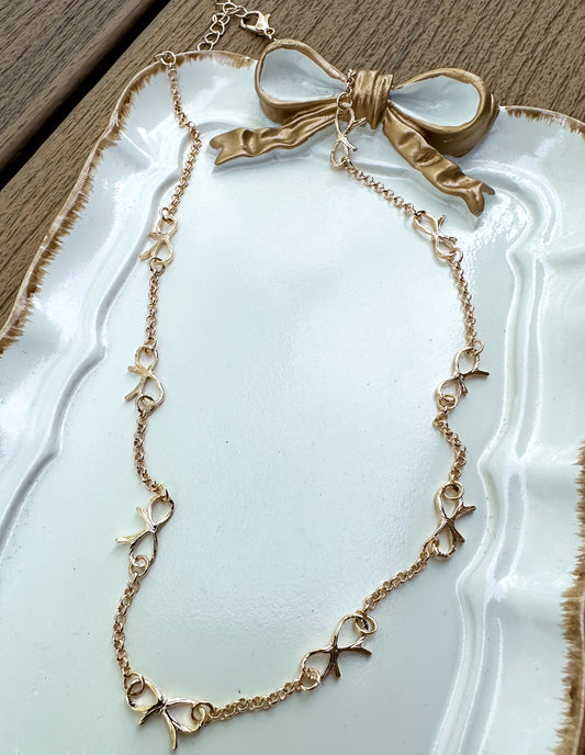 Cutout Bow Necklace