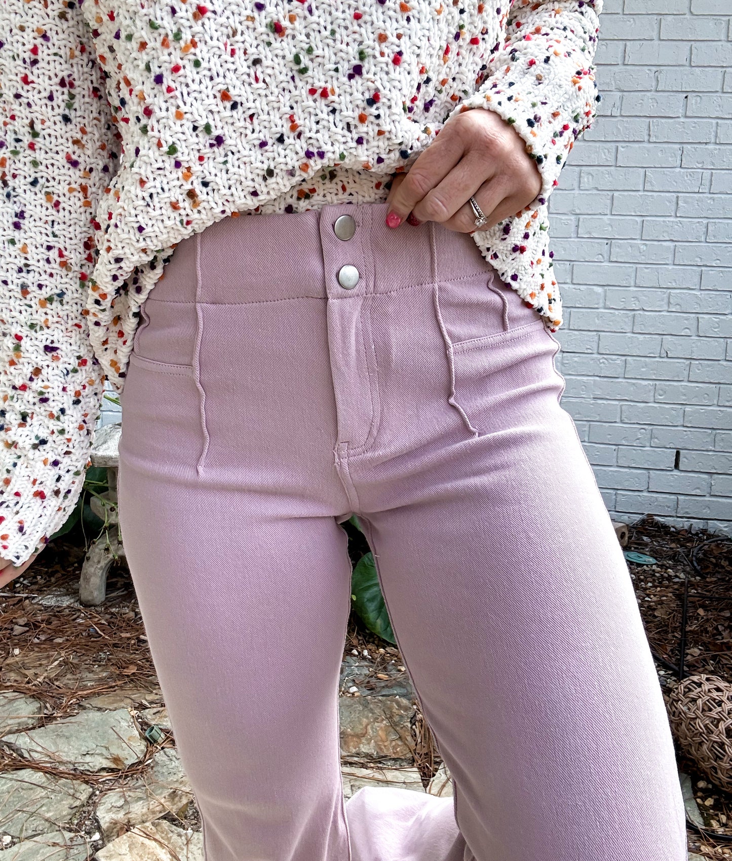 The Amelia Stretch Flared Pants SPRING 2025