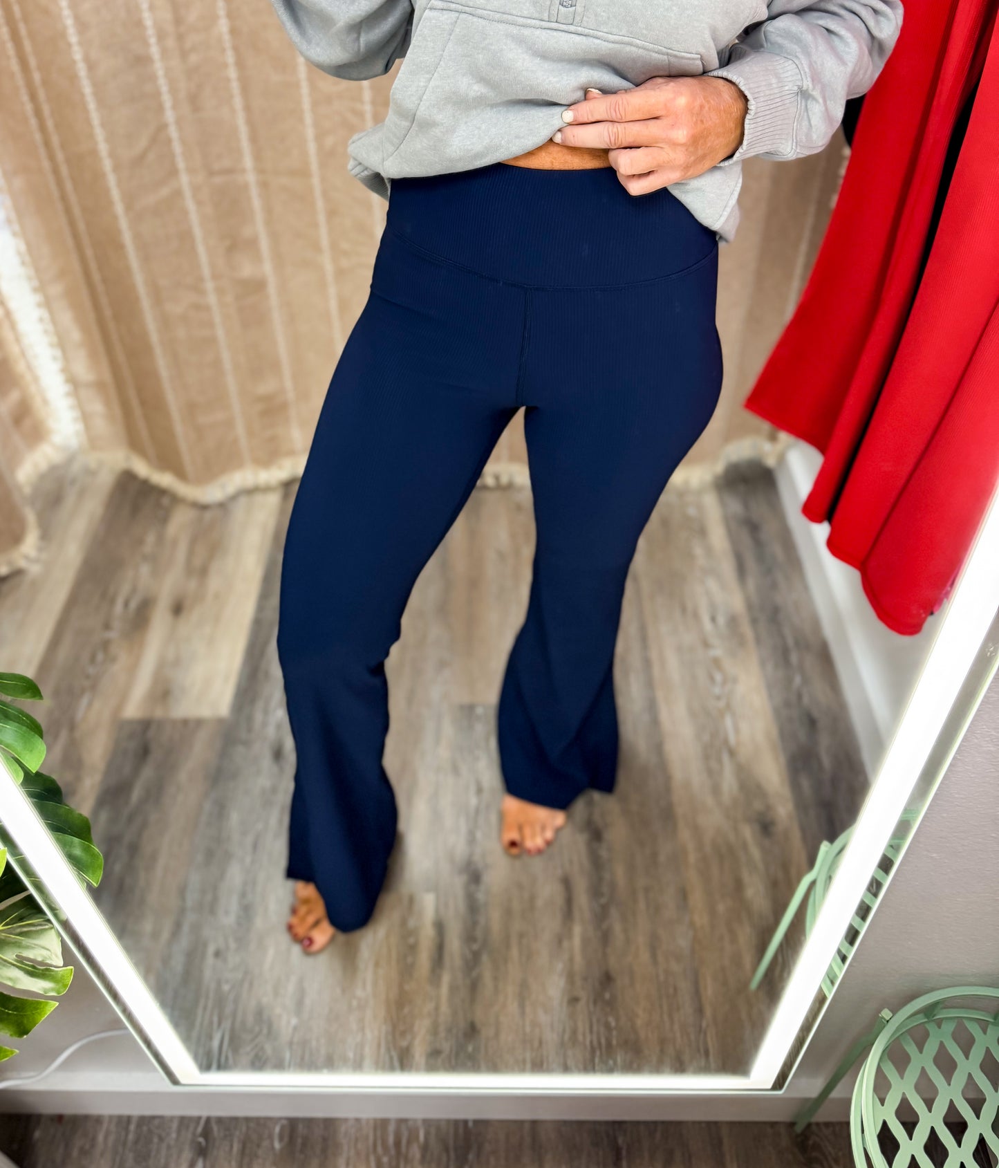 Ribbed Flow Flare Leggings