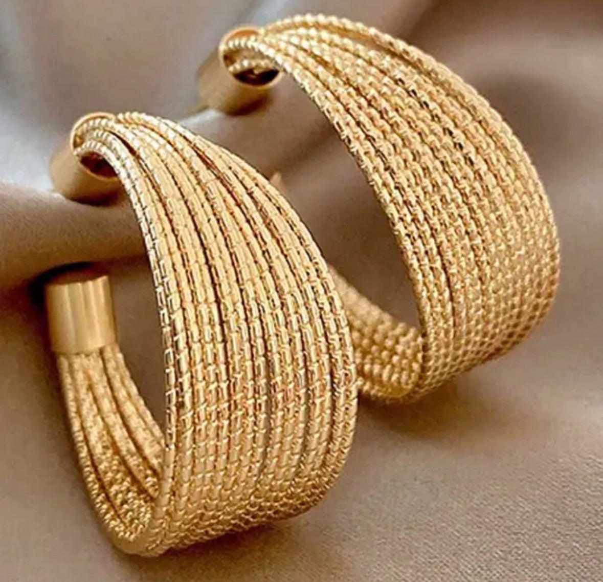 Luxurious Chunky Textured Gold Hoop Earrings