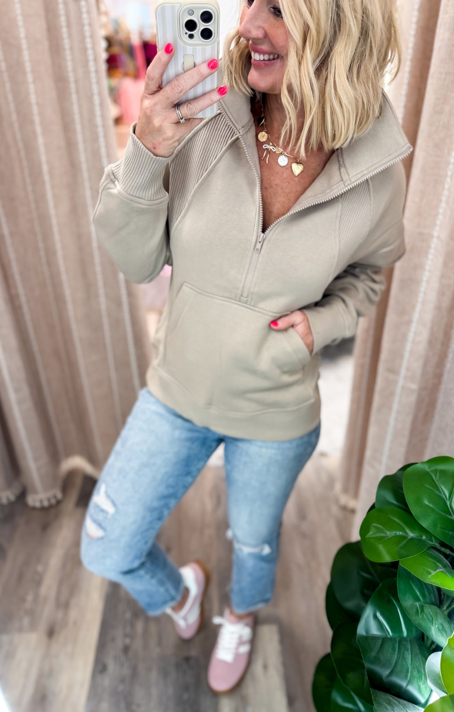 Easy Day Cuff Slim Jeans