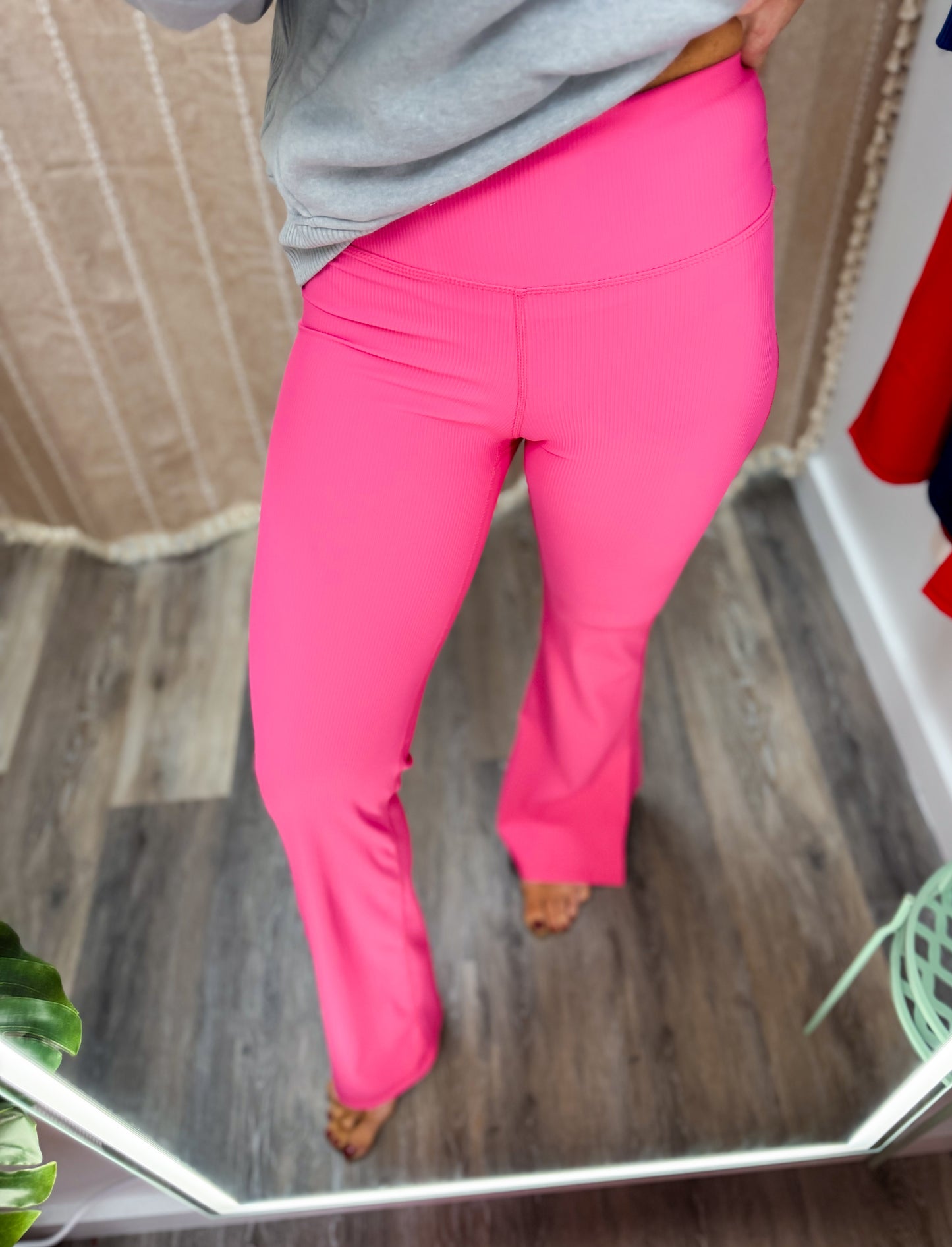 Ribbed Flow Flare Leggings