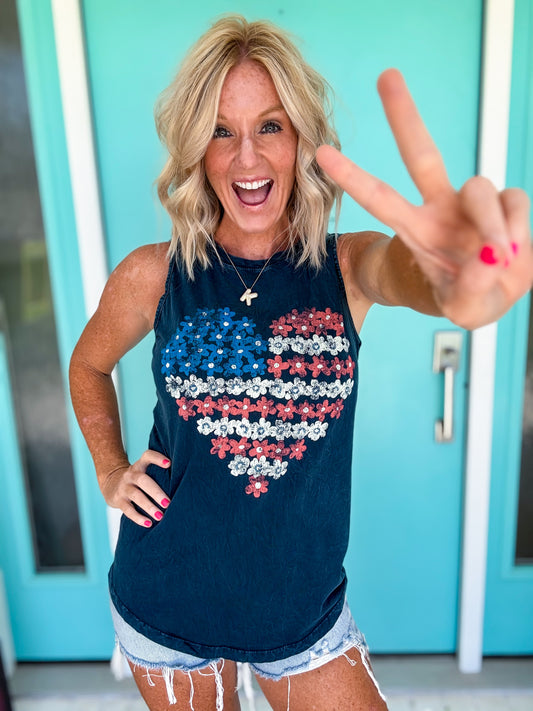 HEART FLAG GRAPHIC TANK