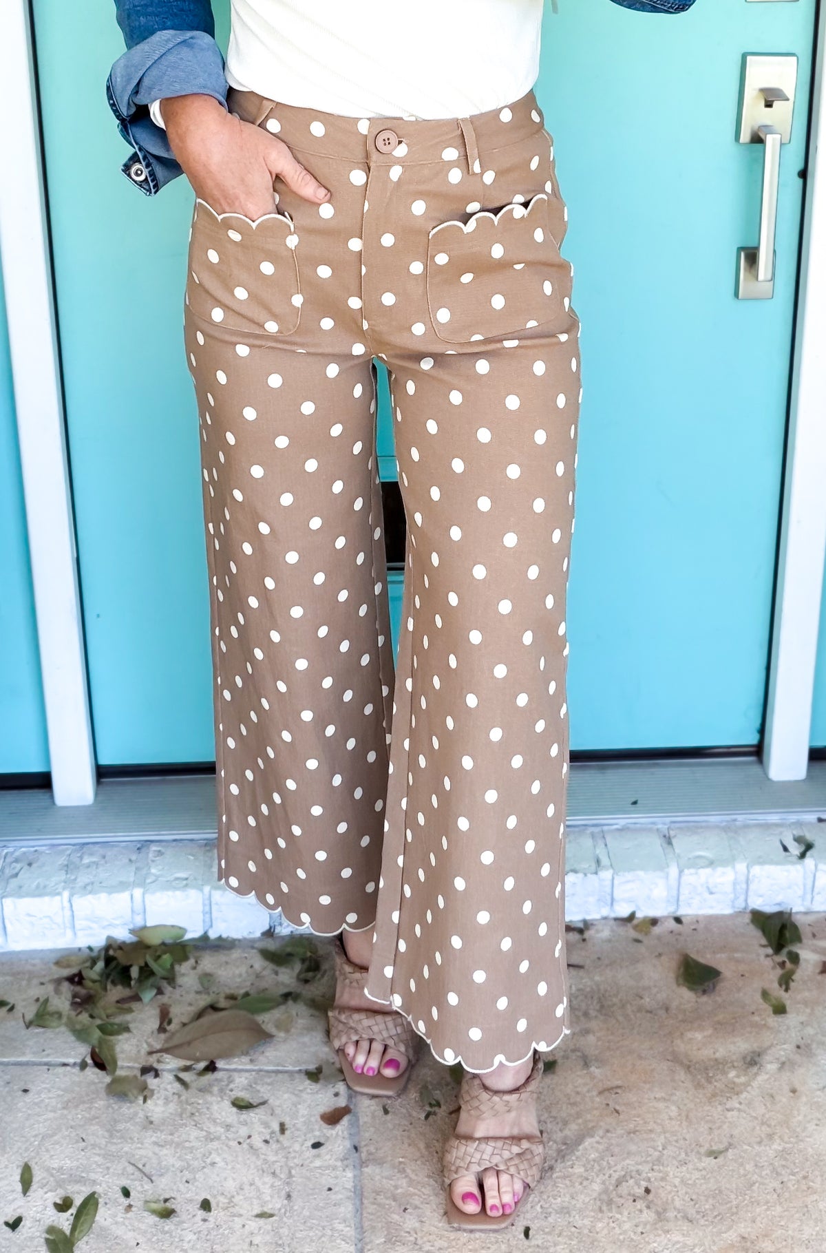 The Latte Scallop Pants