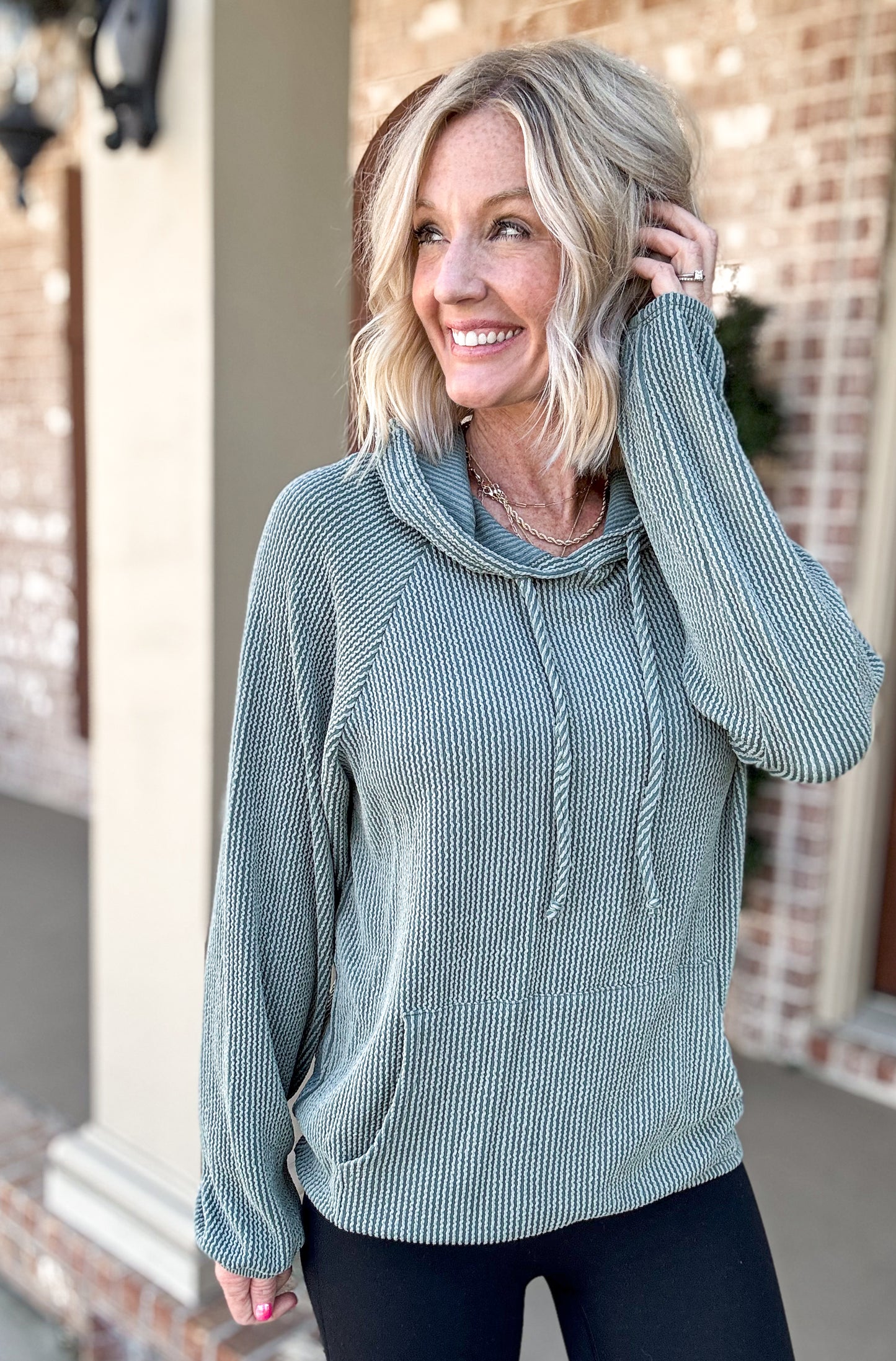 Savvy Solid Ribbed Hoodie