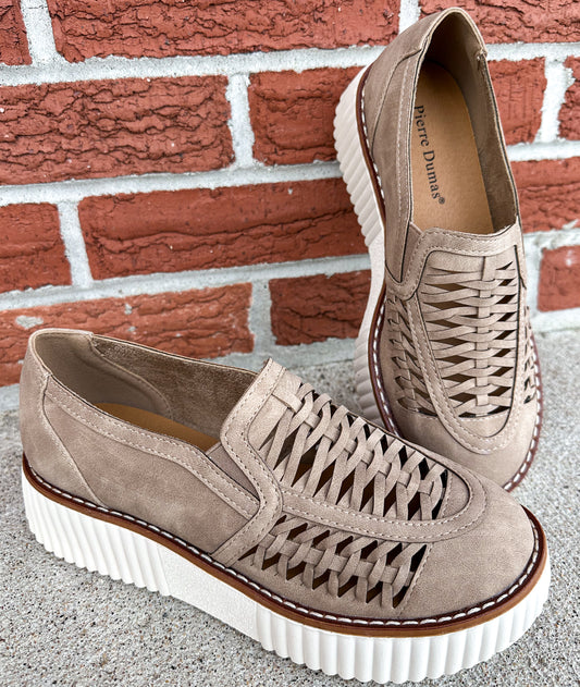 Easy Weave Casual Shoe