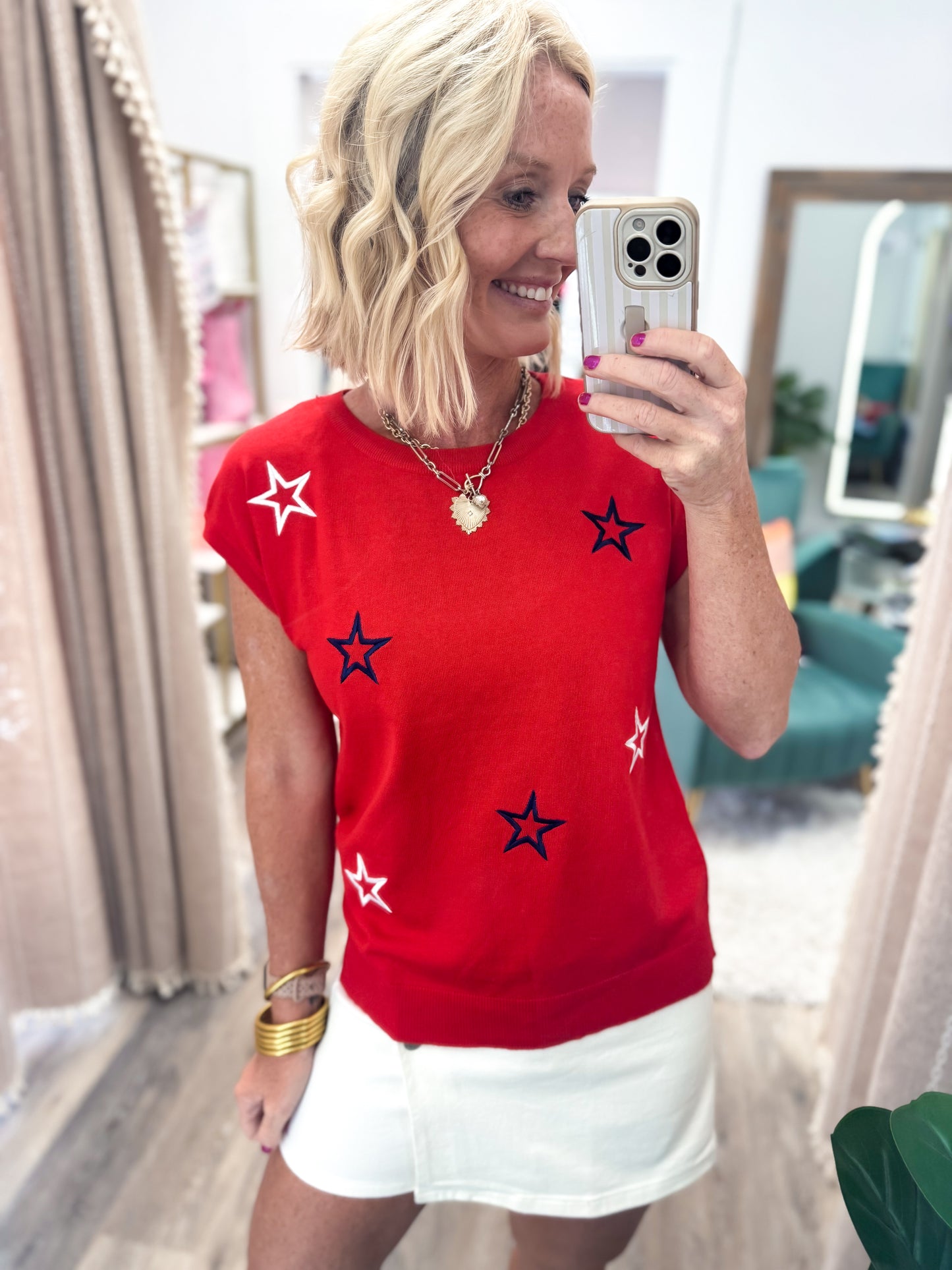 Stars In Red Top