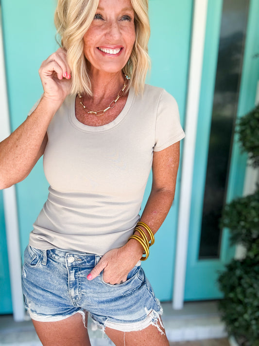 Classic & Clean Rib Tee