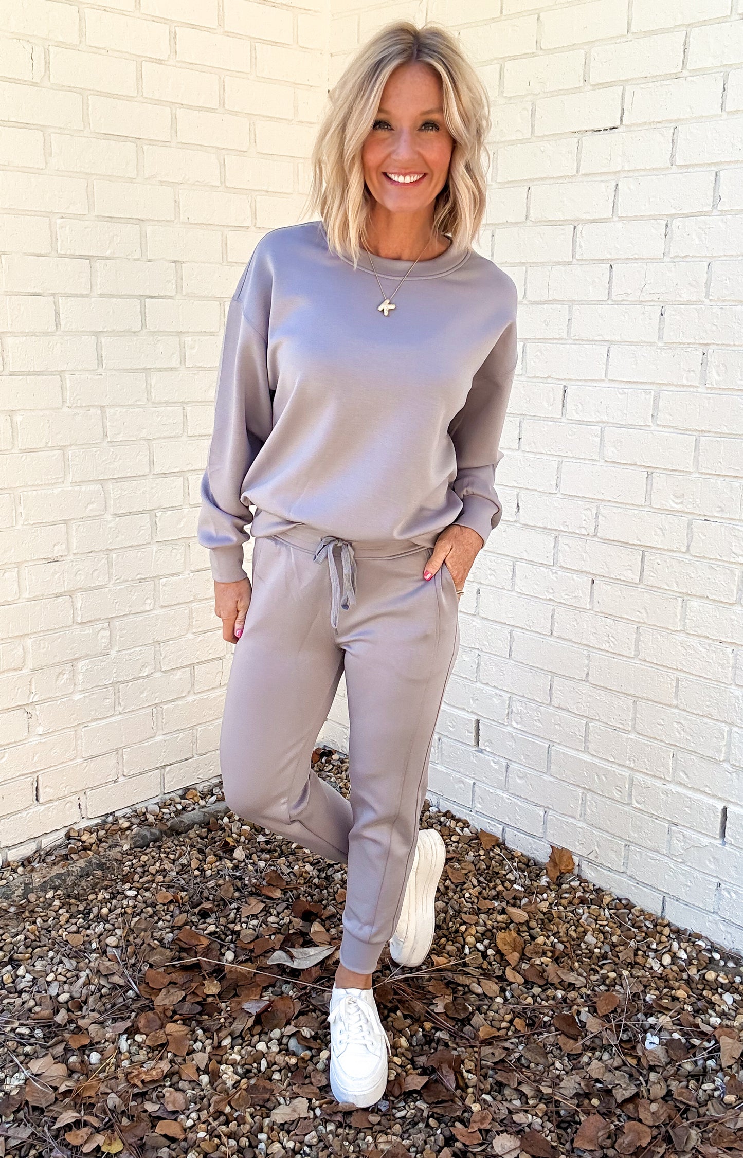 Luxurious Scuba Sweatshirt -- Gray