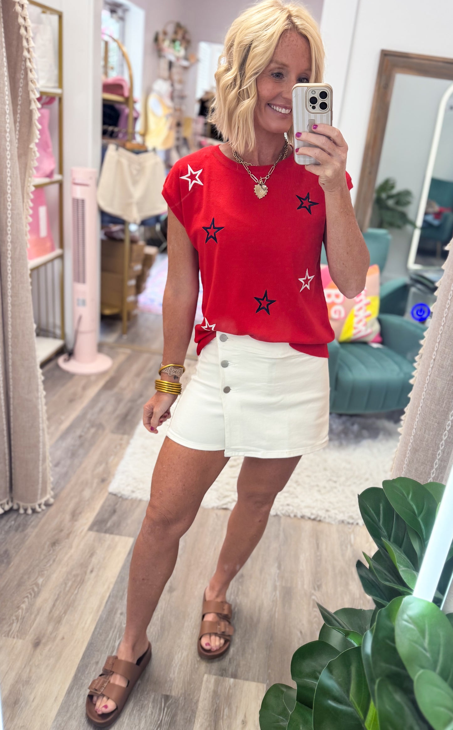Stars In Red Top
