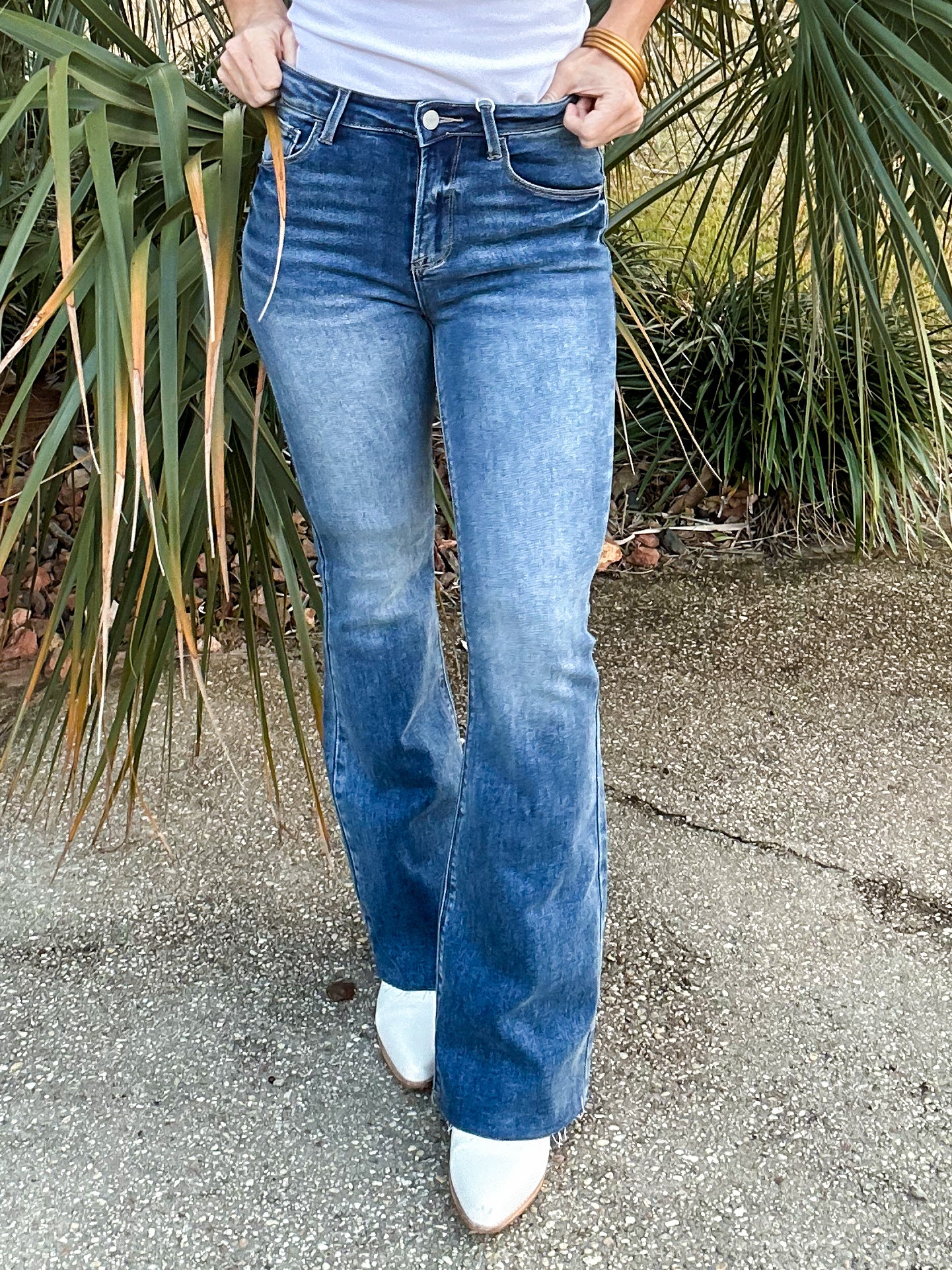 Havannah High Rise Raw Cut Jeans