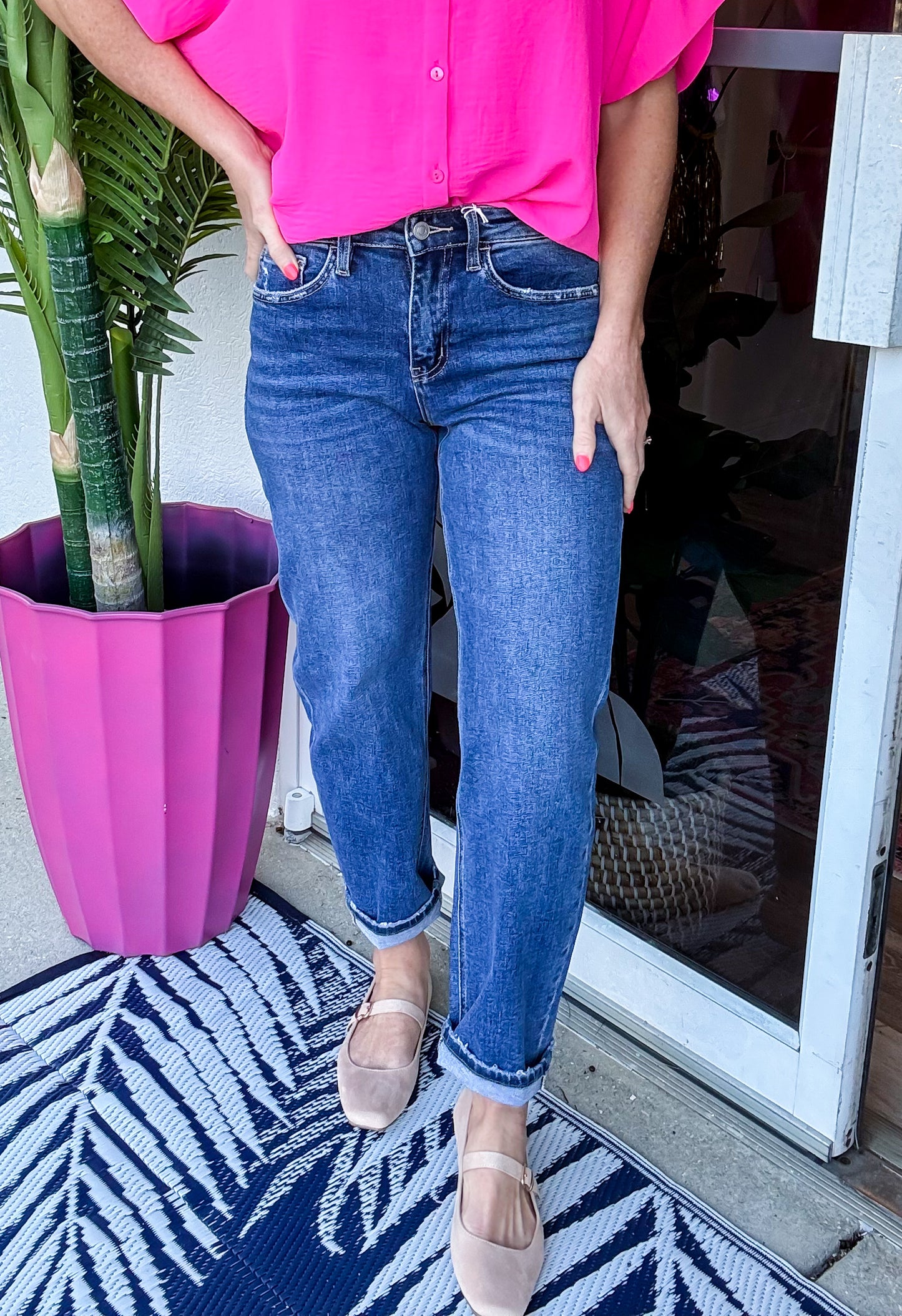 Barely Barrel Ankle Jeans
