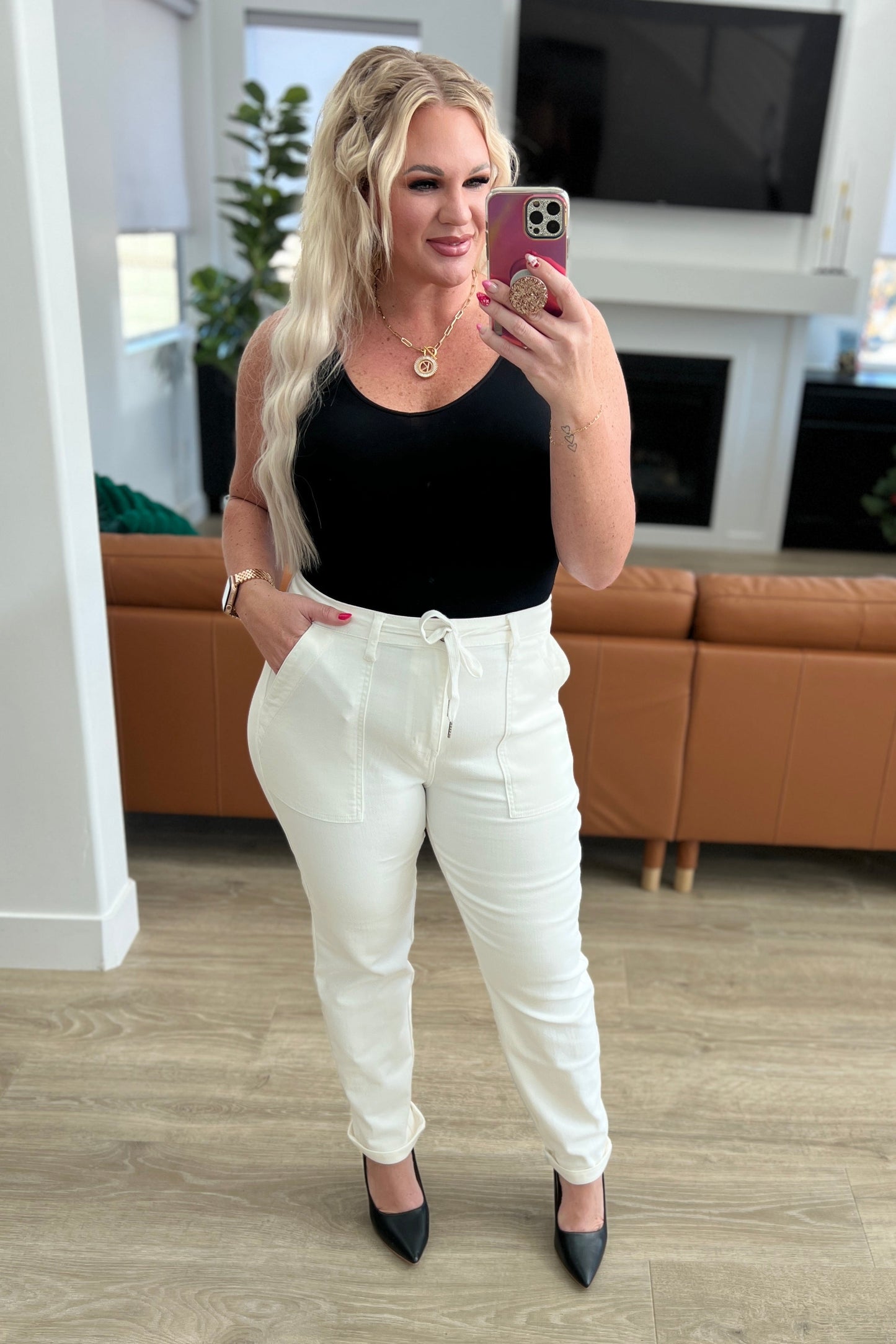 Judy Blue Joggers in White